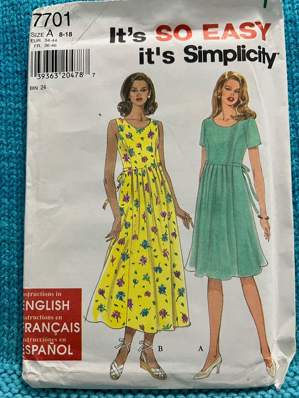Simplicity 7701 Sewing pattern midi maxi dress 1990s size 8-18